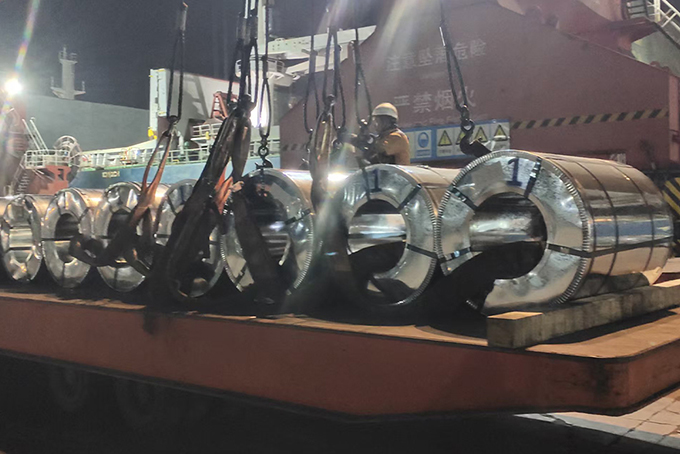 stainless-steel-and-sphc-coils-prepared-for-export-to-pakistan-by-hxh-steel-in-august-2025.jpg